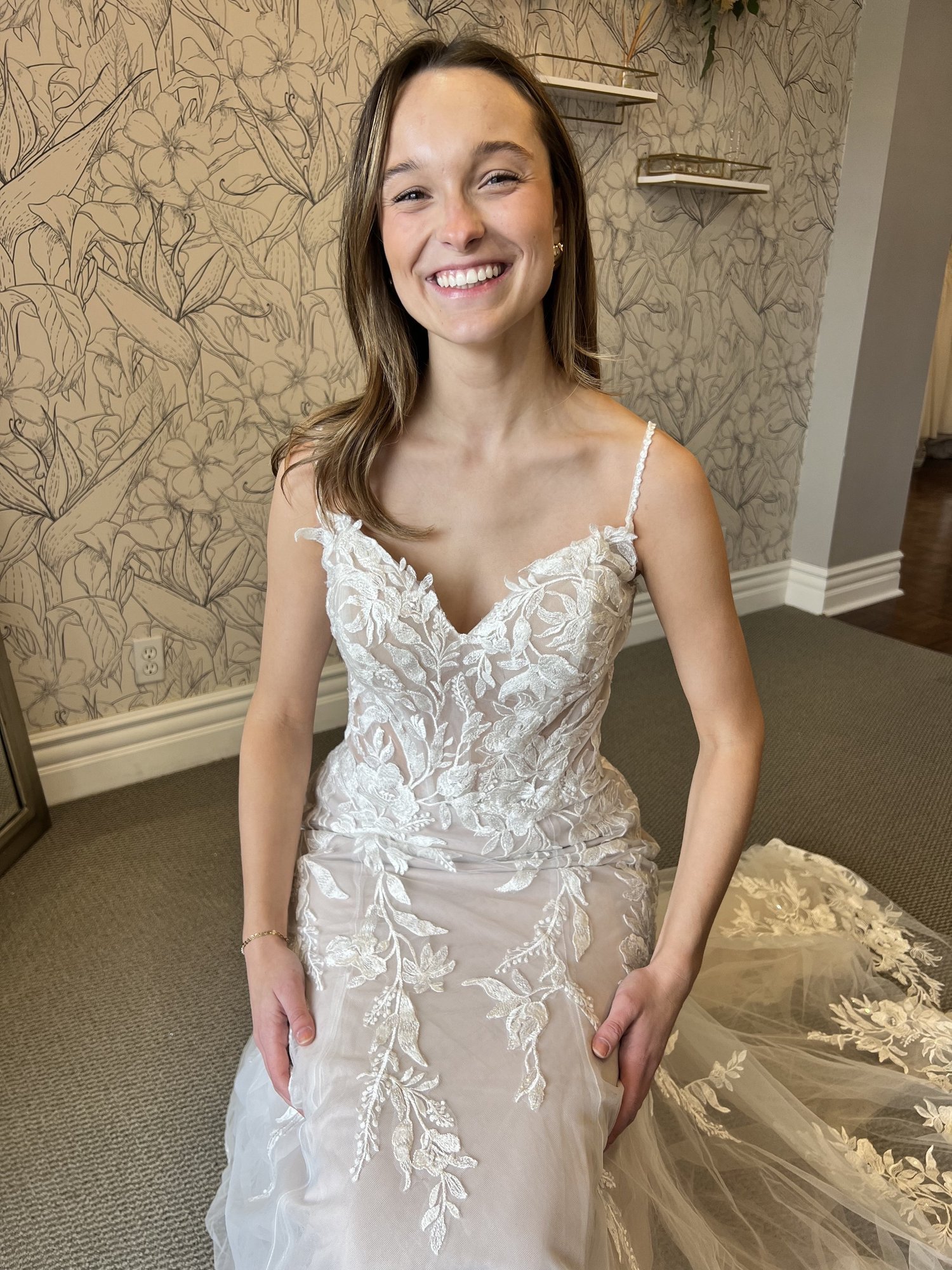 Autumn eggshell wedding dress